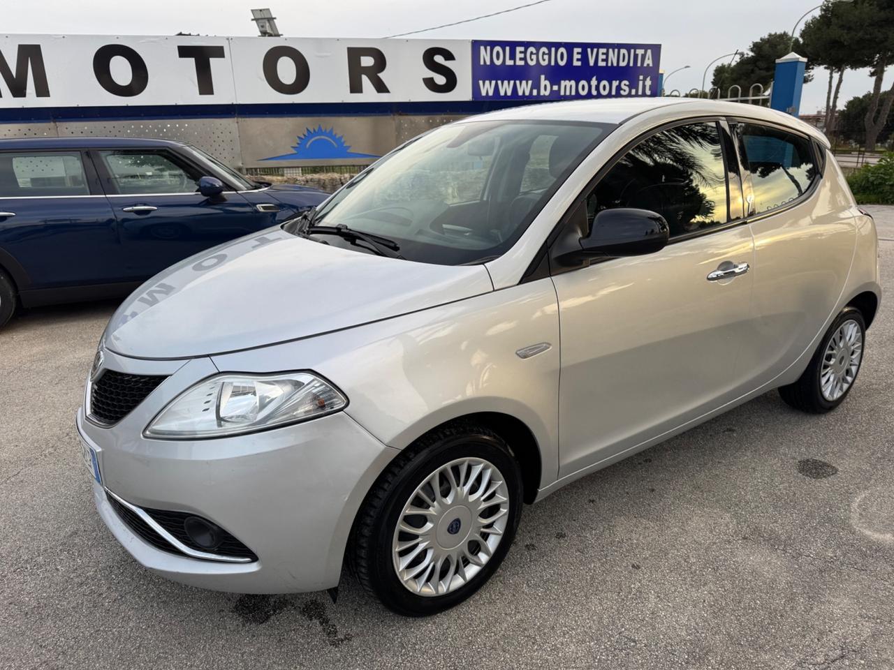 Lancia Ypsilon 1.3 MJT 16V 95 CV 5 porte S&S Gold