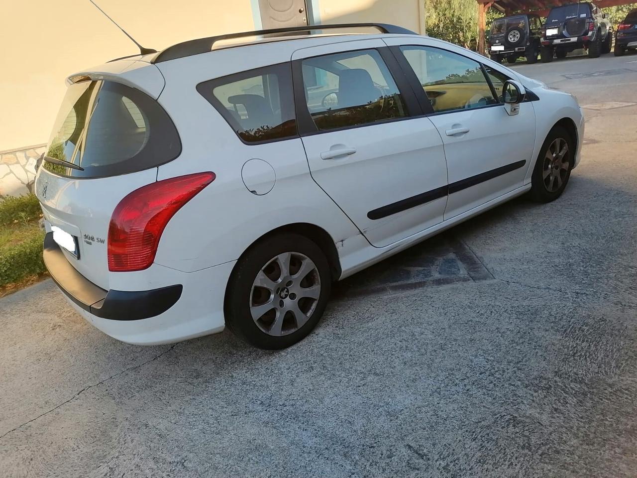 Peugeot 308 1.6 HDI – SW - 2012