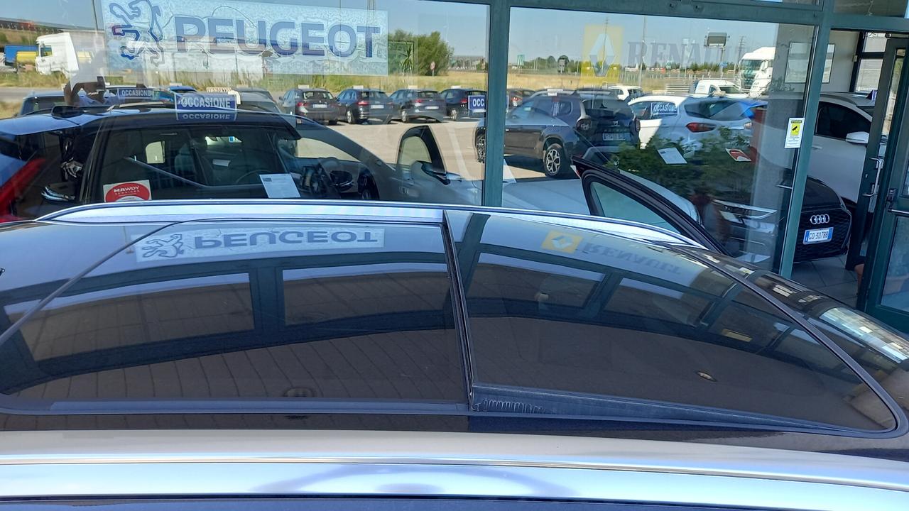 Volvo XC40 T5 Recharge Plug-in Hybrid Inscription Expression auto