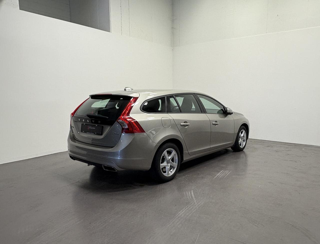 VOLVO V60 2.0 D4 181 CV GEARTRONIC BUSINESS
