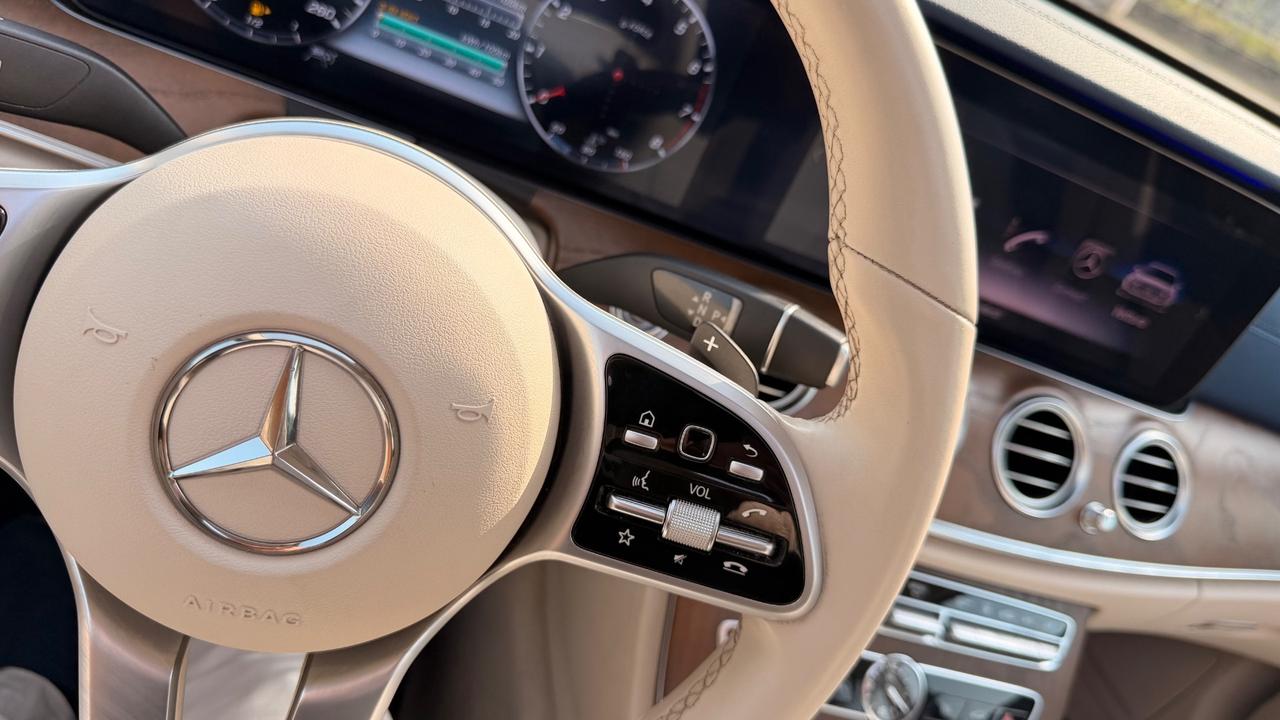 Mercedes-benz E 300 Auto EQ-Power Premium Plus