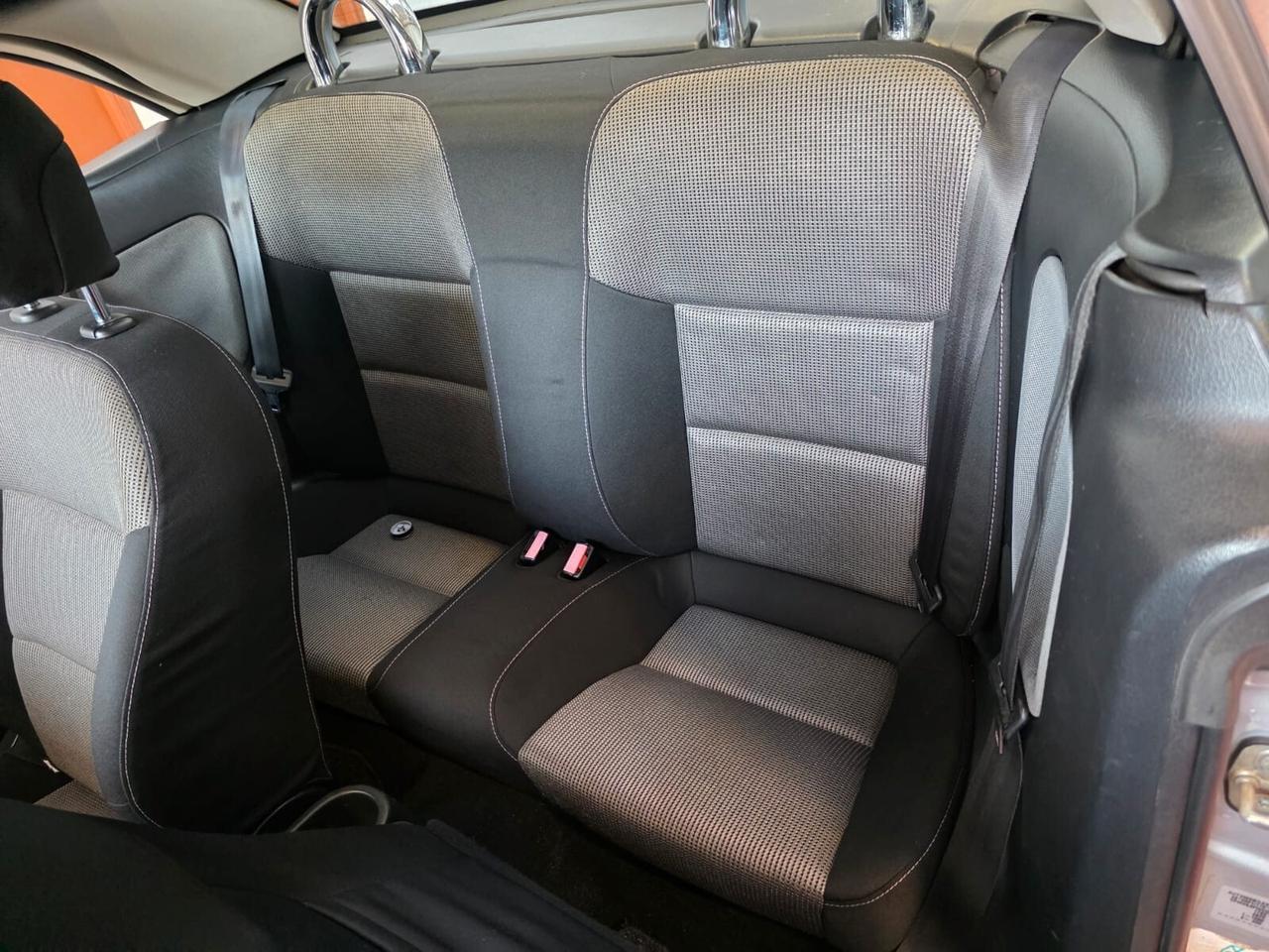 Peugeot 207 CC 1.6 VTI 120CV ROLAND GARROS NEOPAT