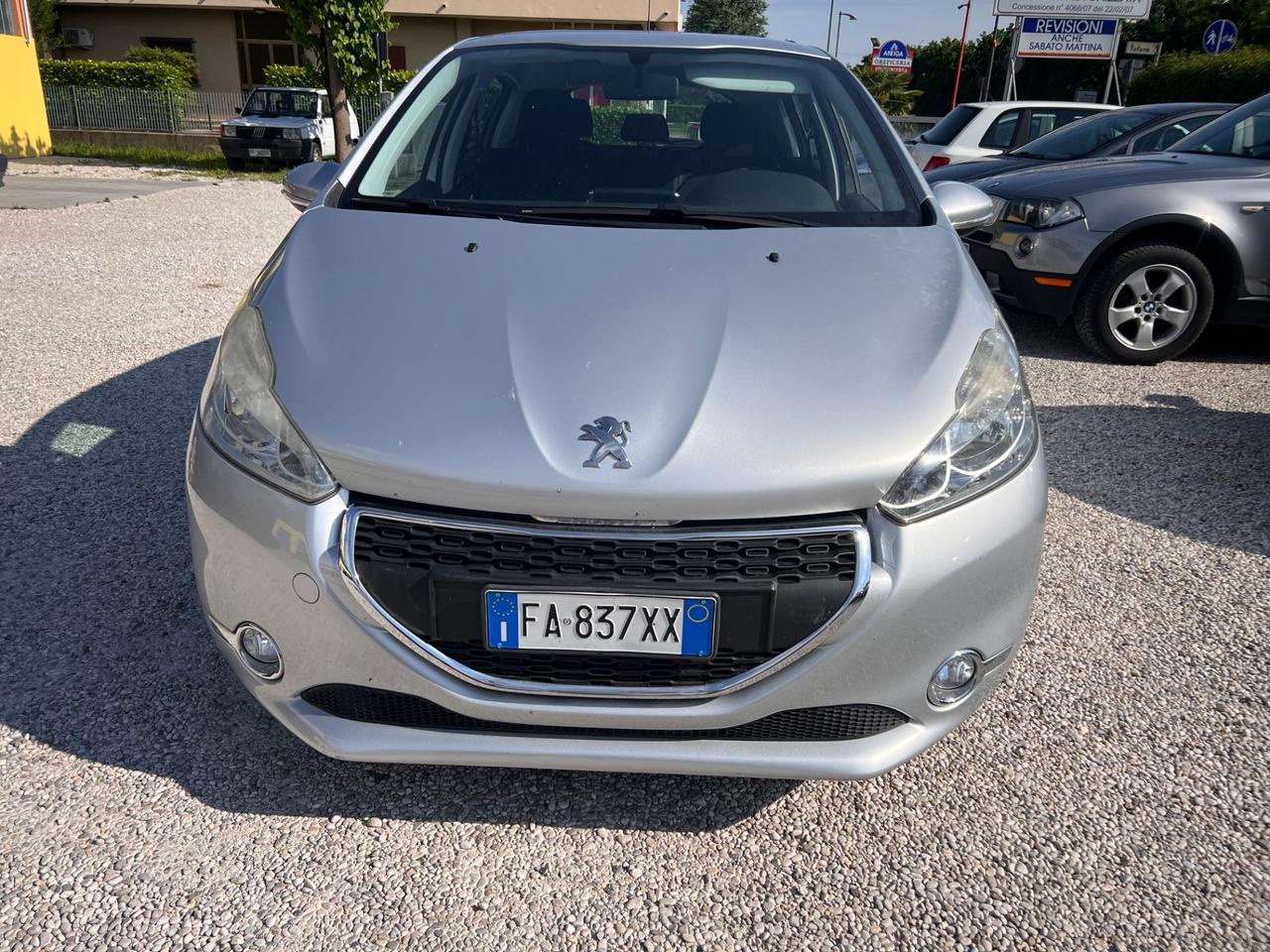 Peugeot 208 1.4 95 CV
