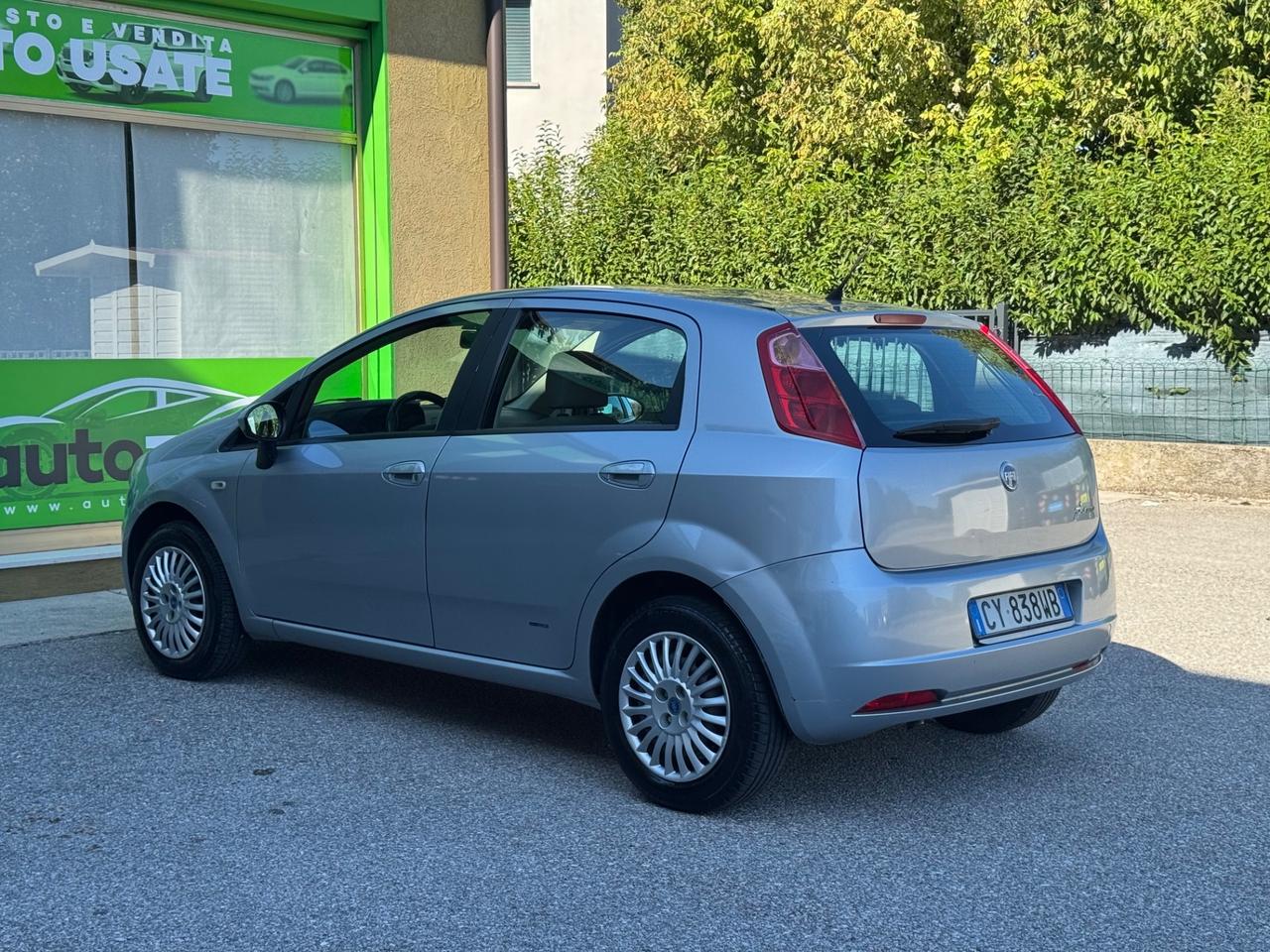 Fiat Grande Punto 1.4 NEOPATENTATI 154.000km