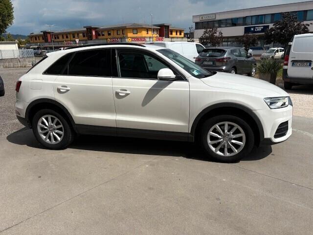 Audi Q3 2.0 TDI 150 CV Design