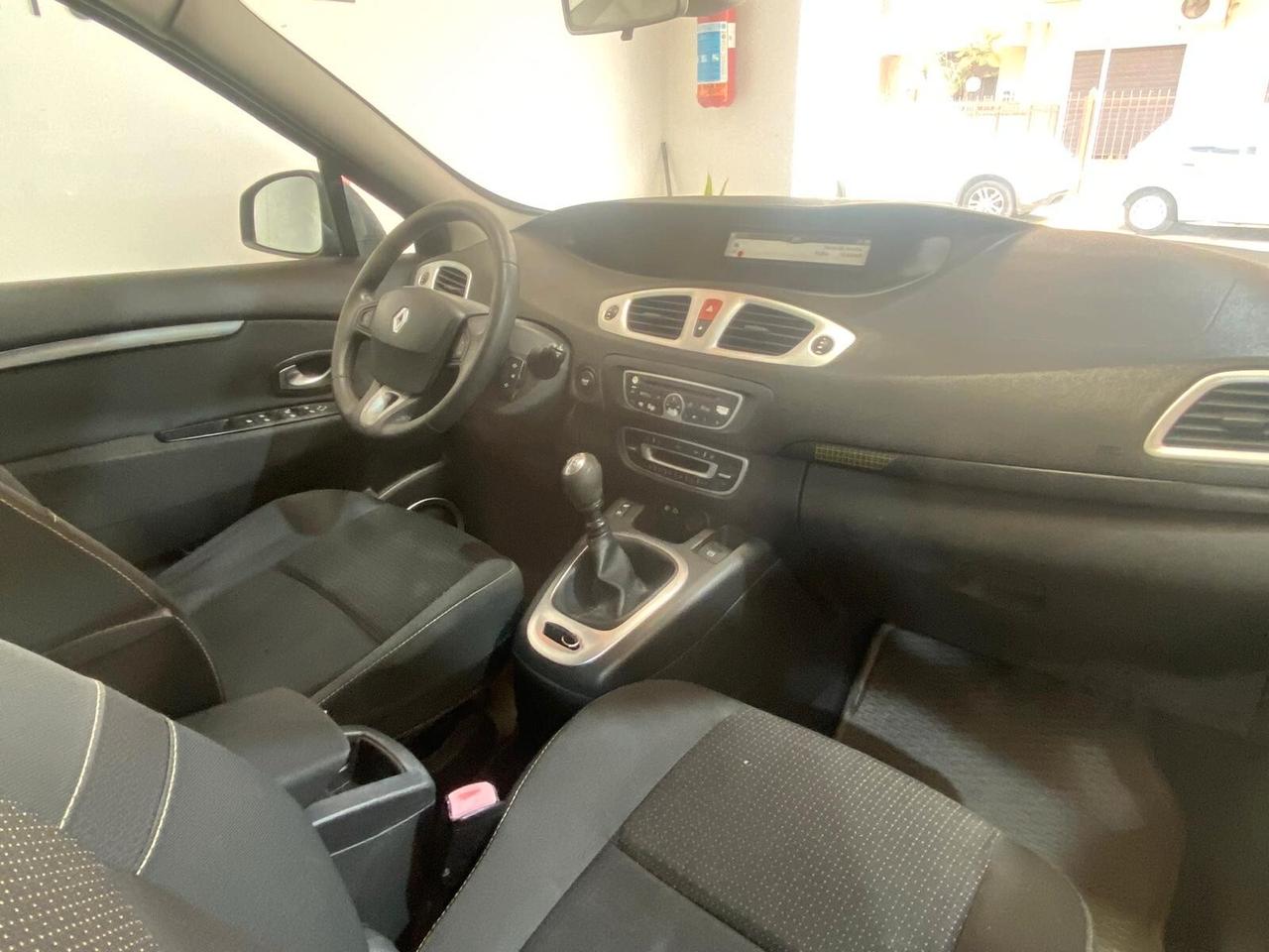 Renault Scenic Scénic 1.9 dCi 130CV Luxe