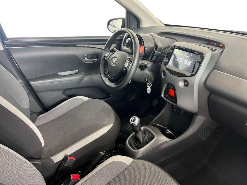 Toyota Aygo Aygo 5p 1.0 x-play 72cv