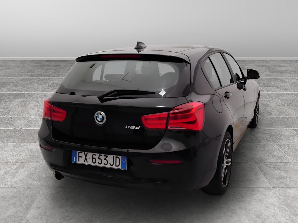 BMW Serie 1 F/20-21 2015 - 118d Sport auto 5p my18