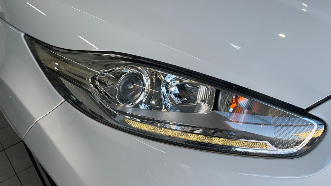 Ford Fiesta 1.5 TDCi 75CV 5 porte Titanium