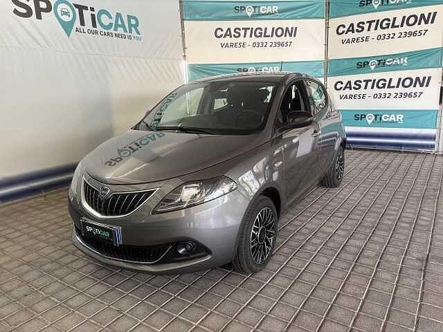 Lancia Ypsilon Platino 1.0 Hybrid 70 cv - usata