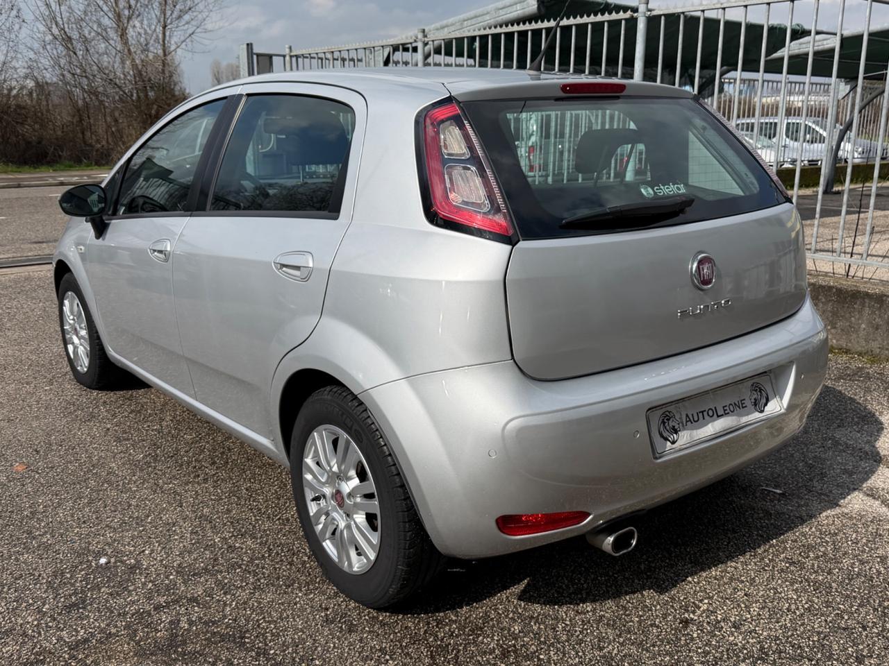 Fiat Punto 1.3 MJT II 75 CV 5 porte Street