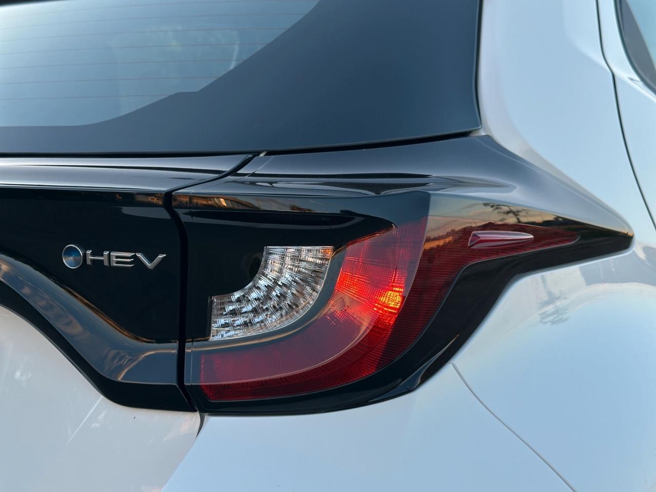 Toyota Yaris 1.5 Hybrid 5 porte Active
