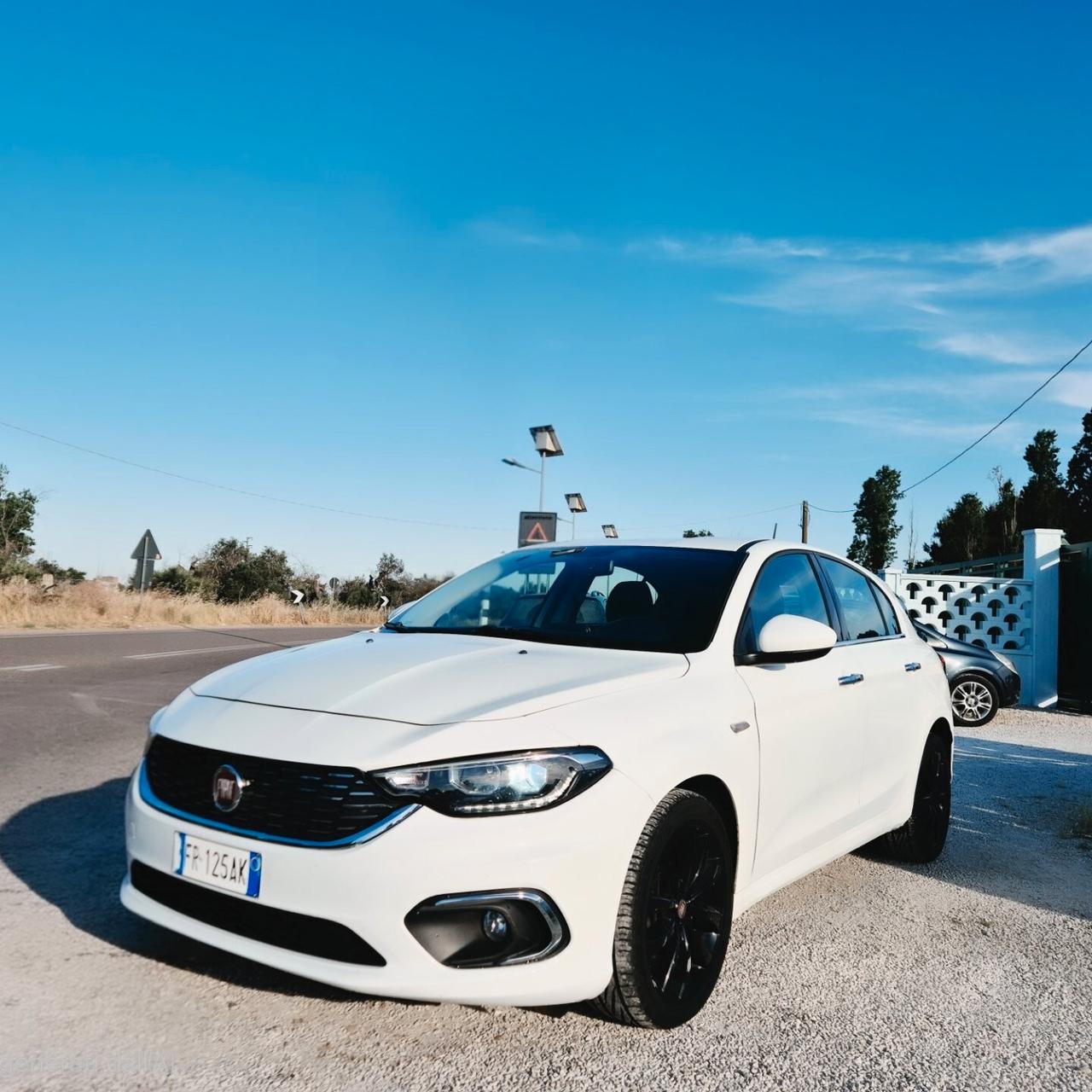 Fiat Tipo 1.3 Mjt S&S 5 porte Lounge Corta