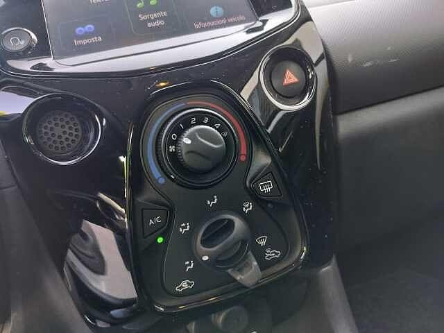 Peugeot 108 VTi 72 5 porte Allure
