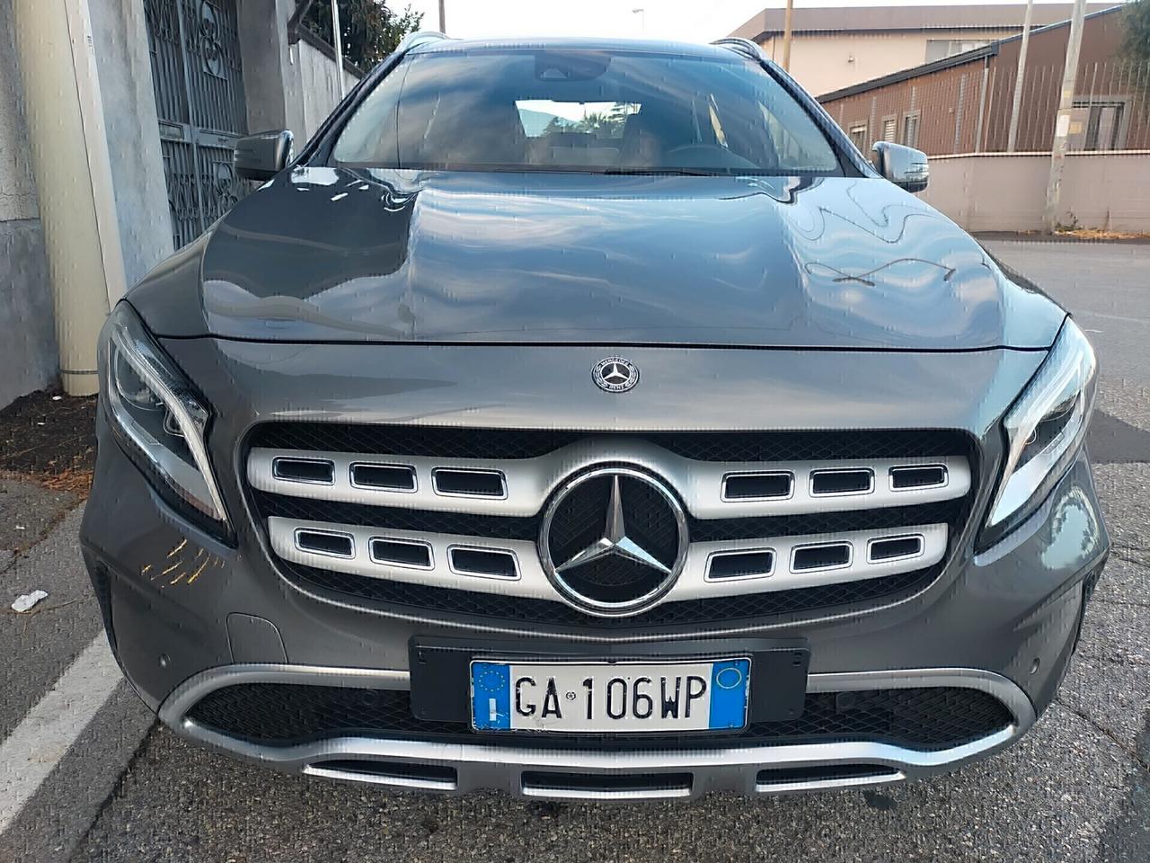 Mercedes-benz GLA 220 d Automatic 4Matic Premium