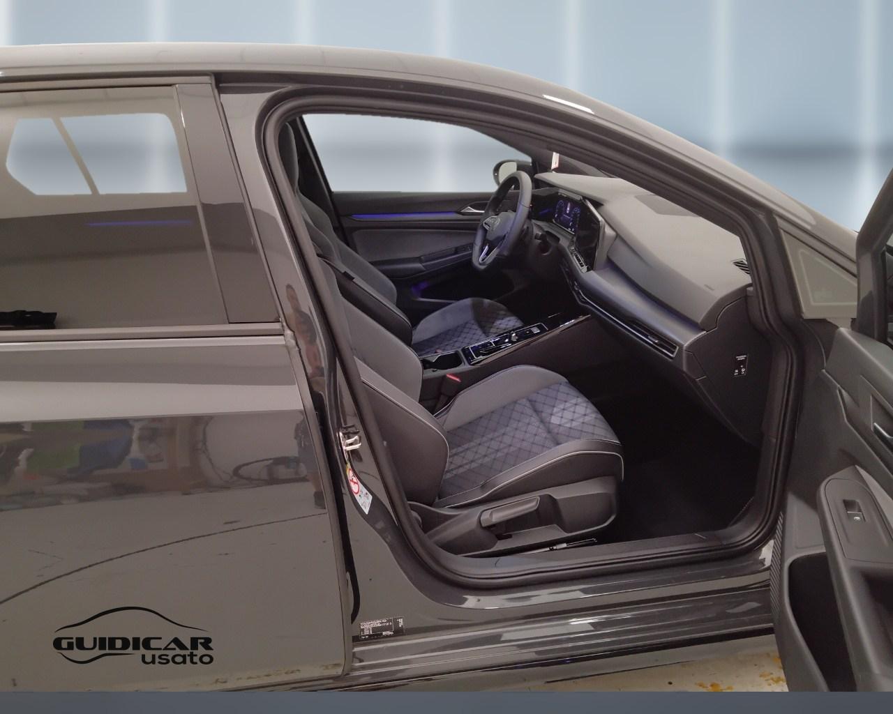 VOLKSWAGEN Golf VIII 2020 - Golf 1.5 etsi evo R-Line 150cv dsg