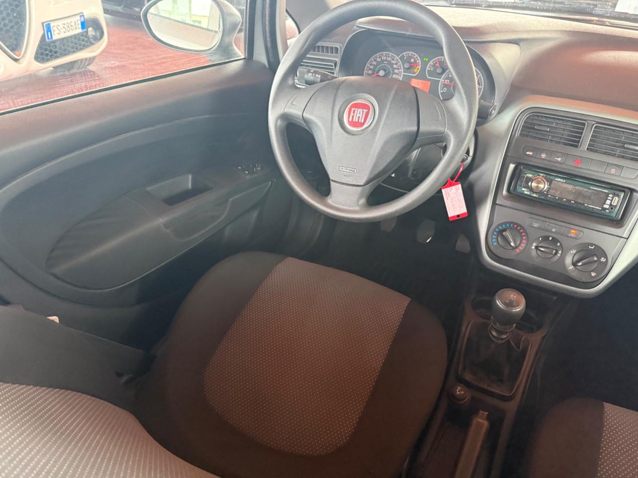 Fiat Punto Evo 1.2 Benzina - Neopatentati