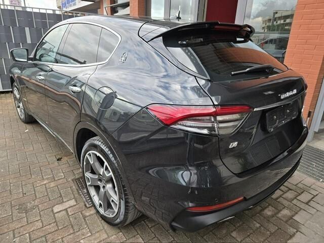 Maserati Levante V6 350 CV Q4 Gransport
