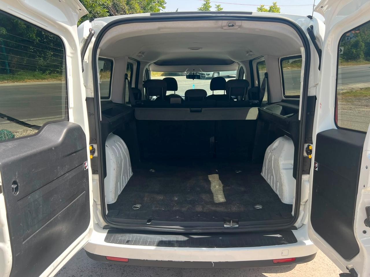 Fiat Doblo' Maxi con posti 1.6 MJT 105cv