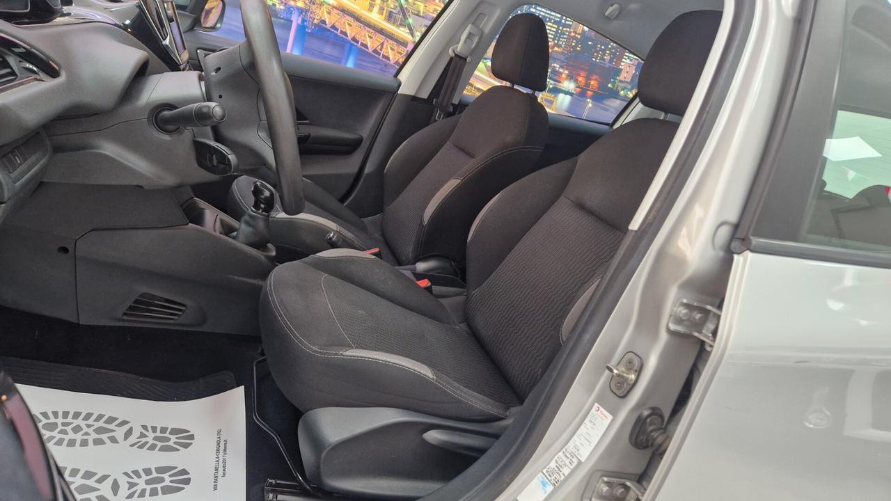 Peugeot 208 PureTech 82 5 porte