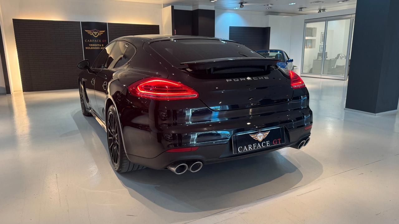 Porsche Panamera 3.0 300CV PLATINUM EDITION - 2015