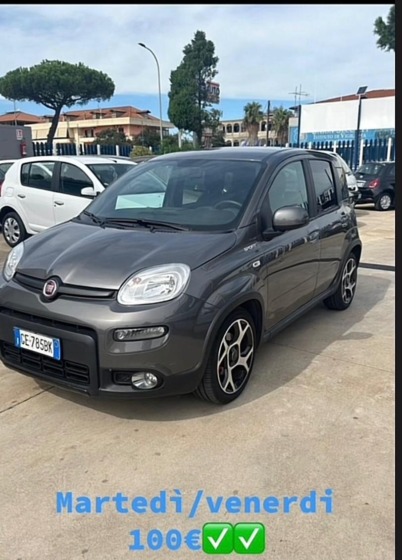 Fiat 600 Hybrid 110 CV DCT MHEV Business