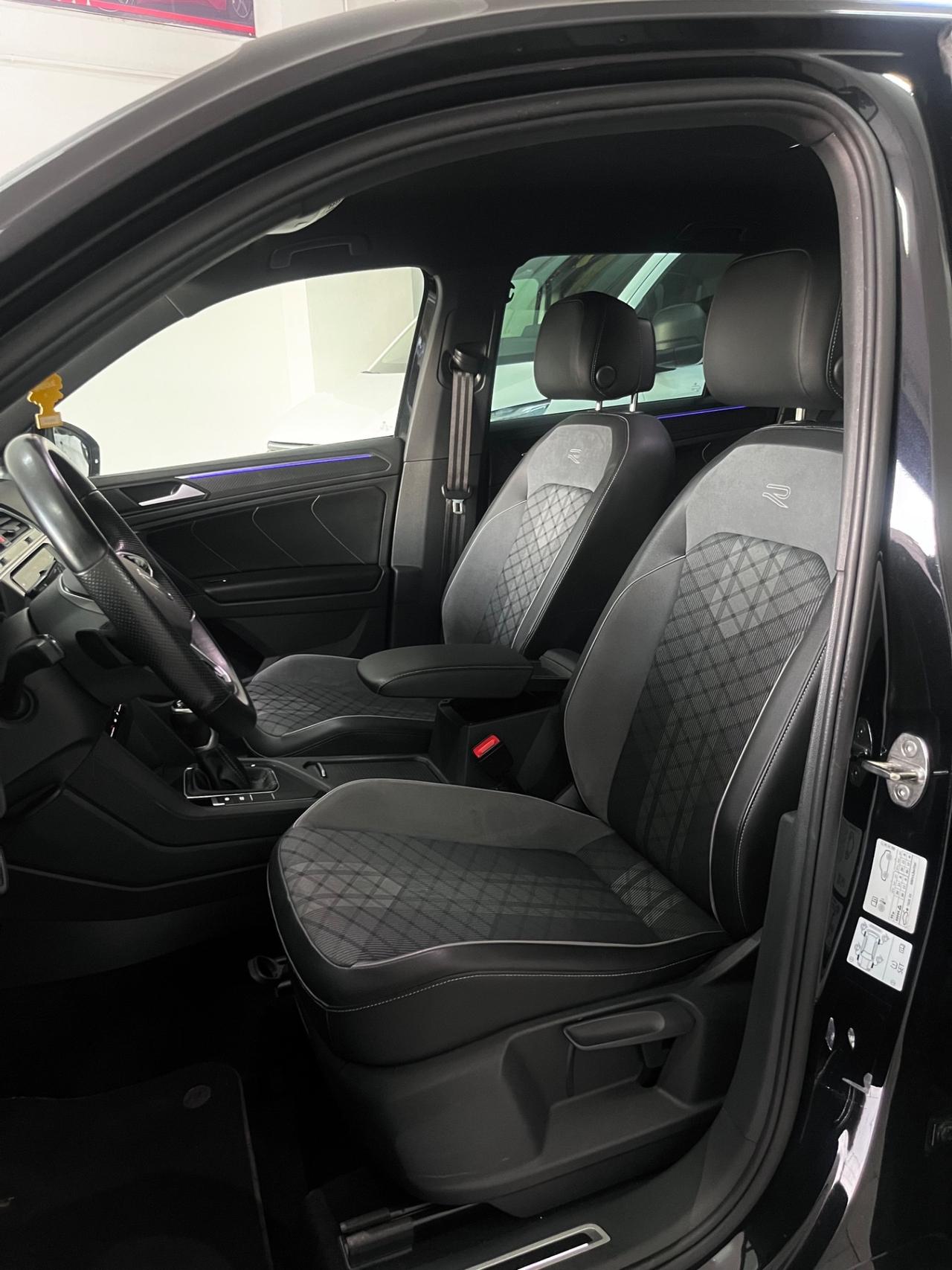Volkswagen Tiguan 2.0 TDI 150 CV SCR DSG R-Line