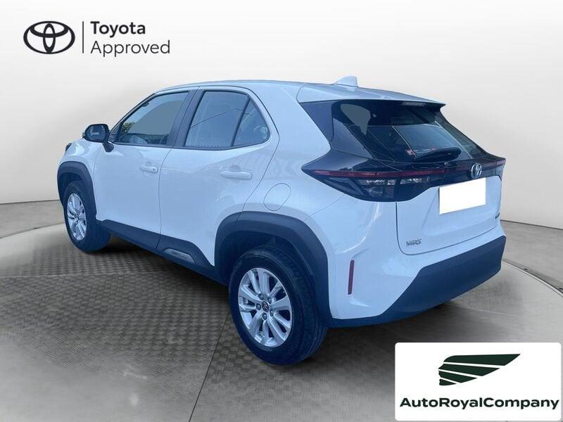 Toyota Yaris Cross 1.5 Hybrid 5p. Business IVA ESPOSTA