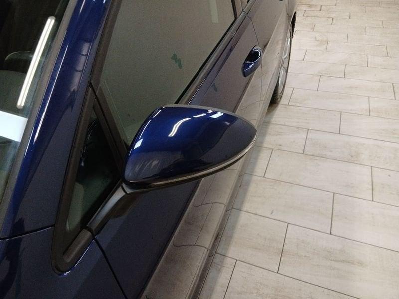 Volkswagen Golf 5p 1.6 tdi Executive 115cv