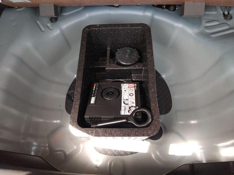 Hyundai i10 NUOVA PE MY25 5P 1.0 MT CONNECTLINE