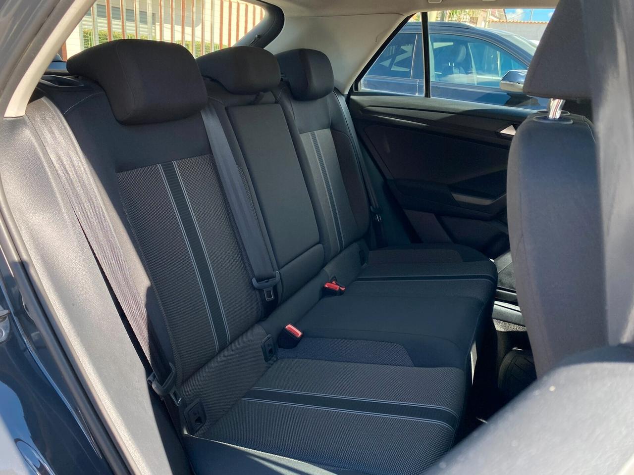 Volkswagen T-Roc Business 2.0 TDI 150CV DSG