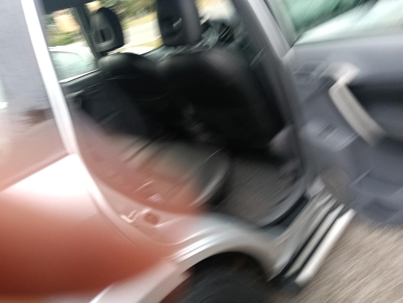 Toyota RAV 4 RAV4 2.0 Tdi D-4D cat 5 porte Sol