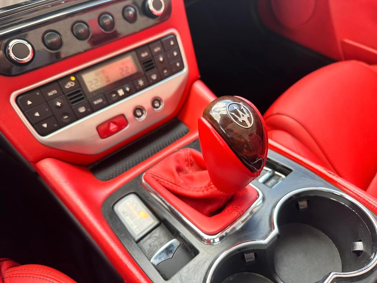 Maserati GranCabrio 4.7 V8