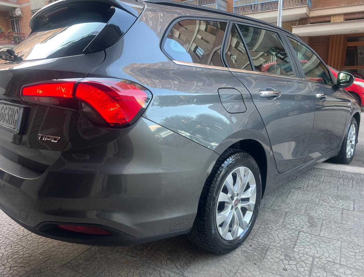 Fiat Tipo 1.3 Mjt S&S SW Lounge