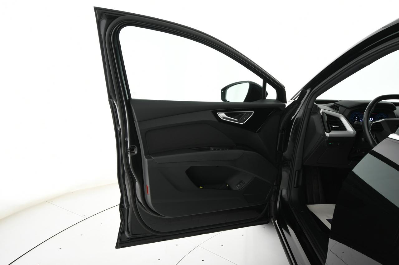 AUDI Q4 Sportback e-tron 40 CAMERA+ACC+APP CONNECT