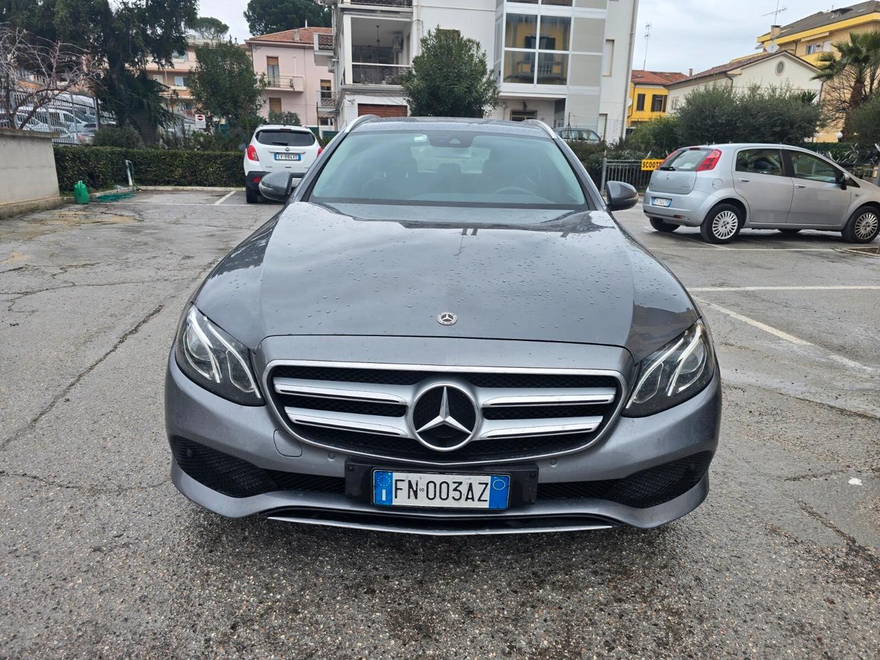 Mercedes-benz E 220 d S.W. Auto Business Sport