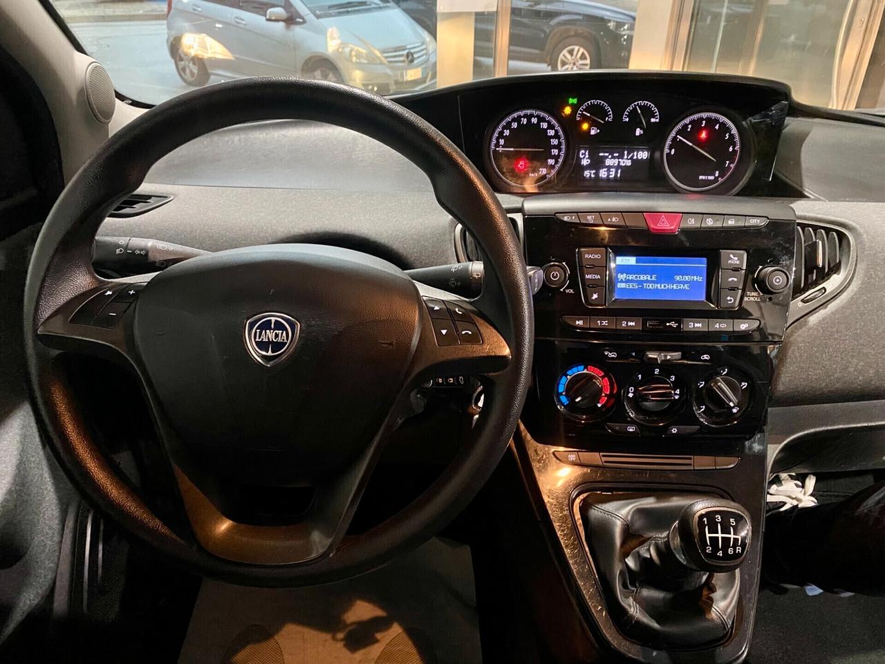 Lancia Ypsilon 1.0 FireFly 5 porte S&S Hybrid-2021