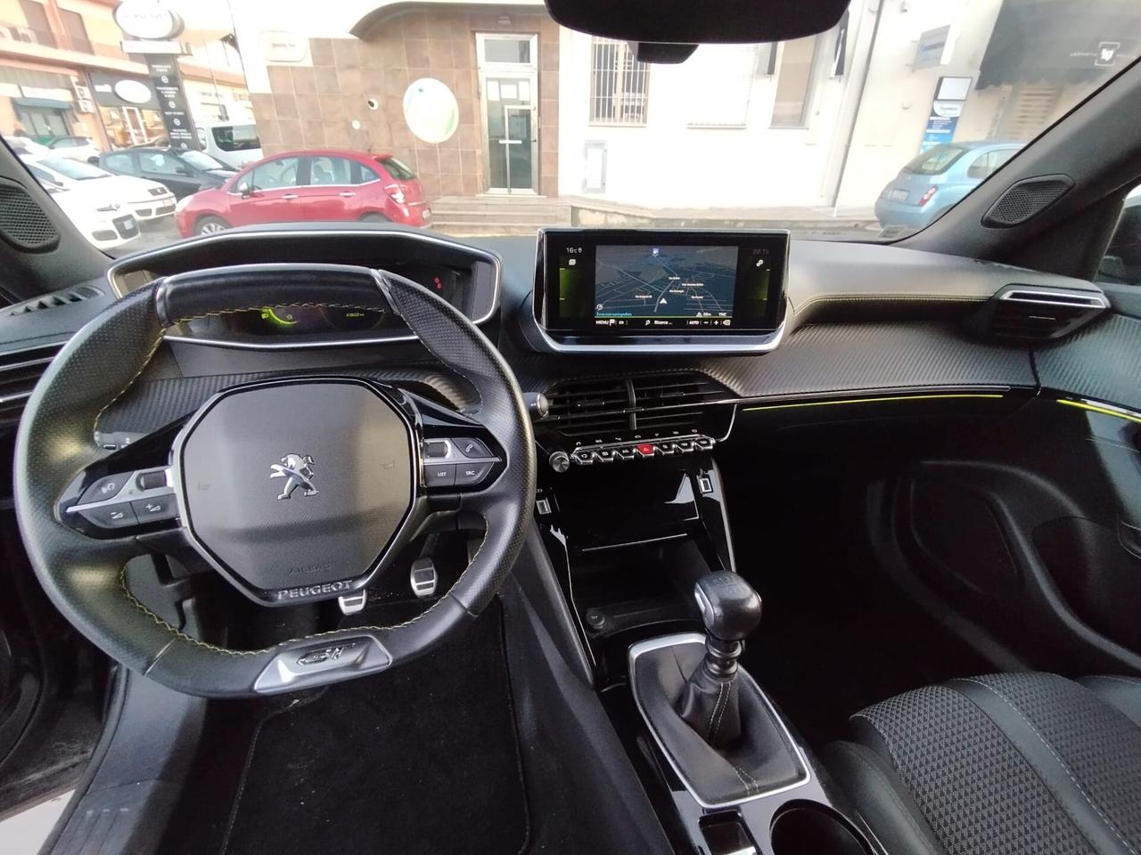 Peugeot 2008 PureTech 130 S&S GT