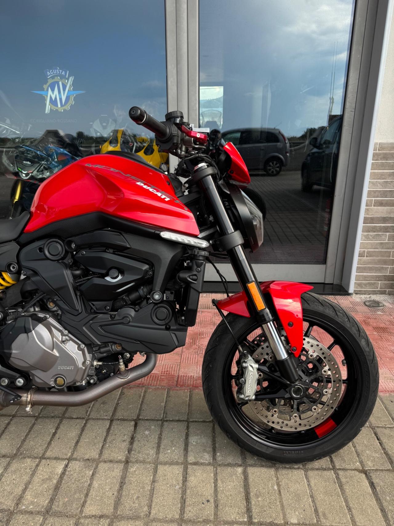 Ducati Monster 937