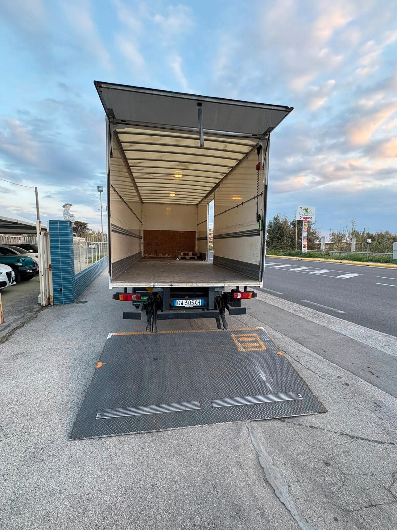 Iveco eurocargo 120e 22 cassa e sponda