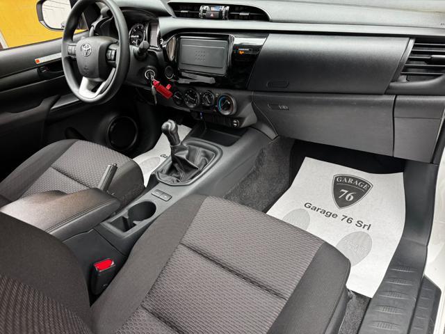 TOYOTA Hilux 2.4 D-4D 4WD 2 porte Single Cab Comfort