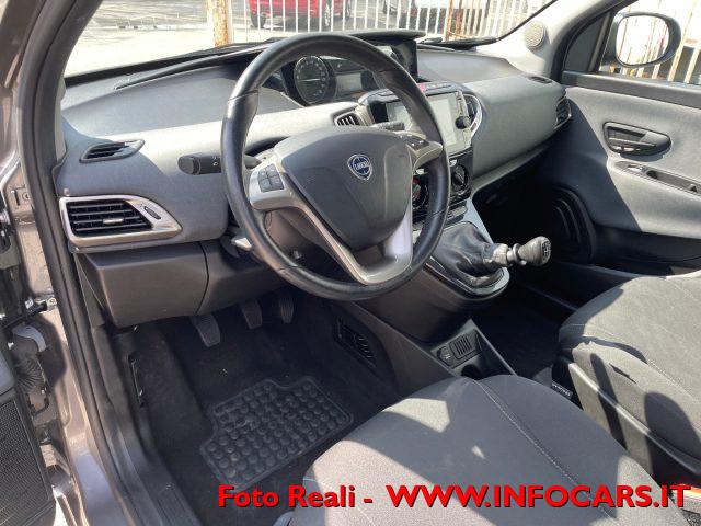 LANCIA Ypsilon 1.0 FireFly 5 porte S&S Hybrid Gold PROMO !