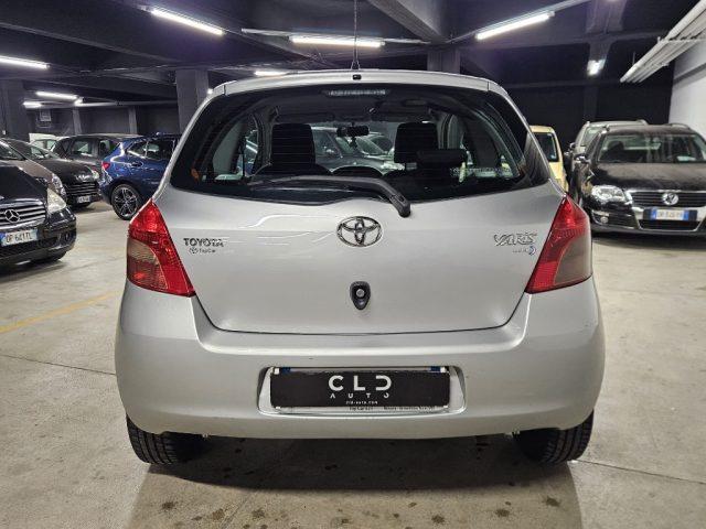 TOYOTA Yaris 1.3 3 porte M-MT Sol AUTOMATICA