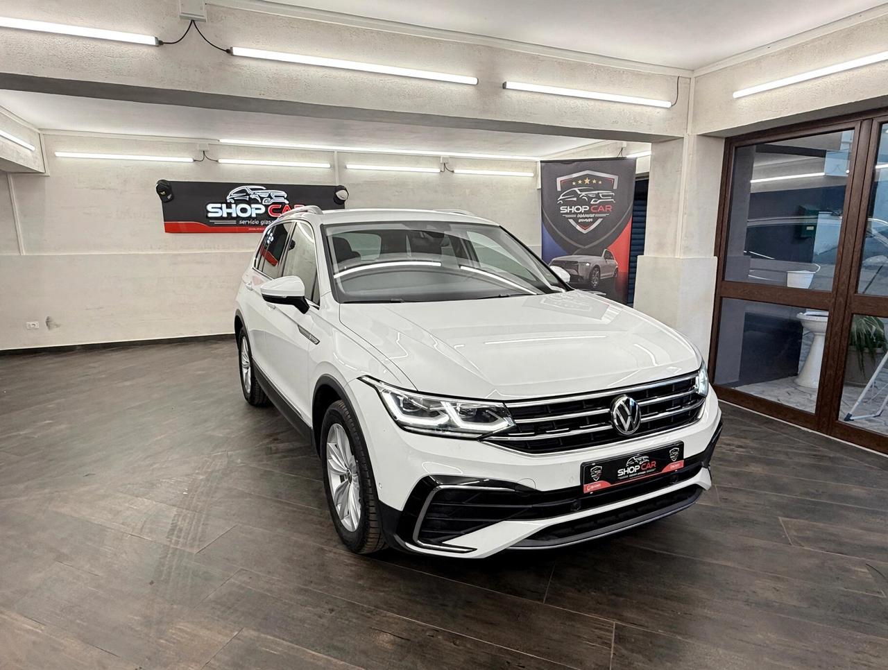 Volkswagen Tiguan 2.0 TDI 150 CV SCR DSG Elegance