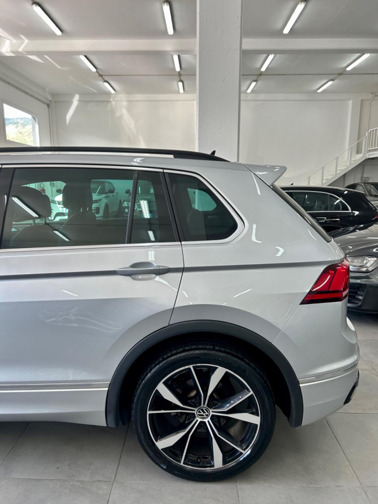 VW Tiguan 2.0 150 CV DSG R-Line FINANZIABILE