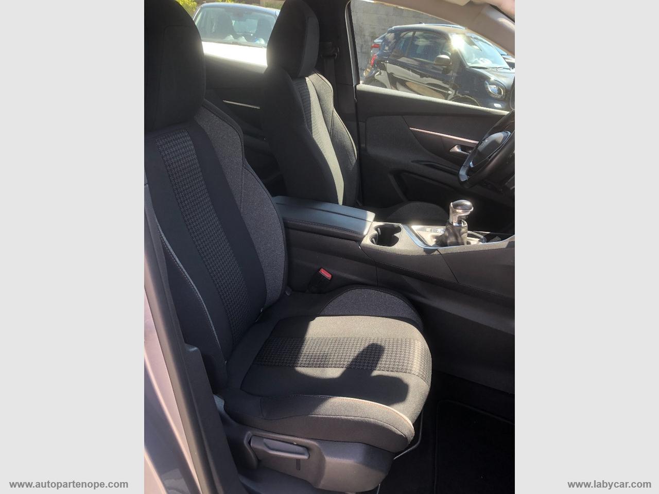 PEUGEOT 3008 BlueHDi 130 S&S Business