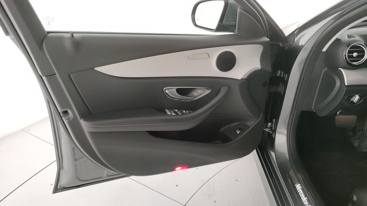 Mercedes-Benz Classe E - W213 Berlina - E 300 de phev (eq-power) Premium auto my20
