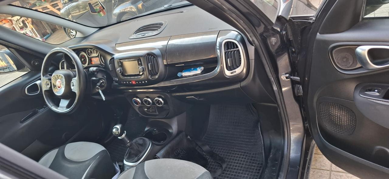 2015 Fiat 500L Living 0.9 TwinAir Turbo Natural Power Lounge