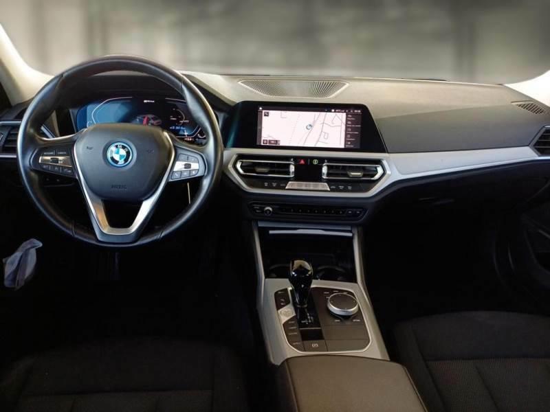 BMW 320 Business Advantage aut. 4 PORTE BERLINA