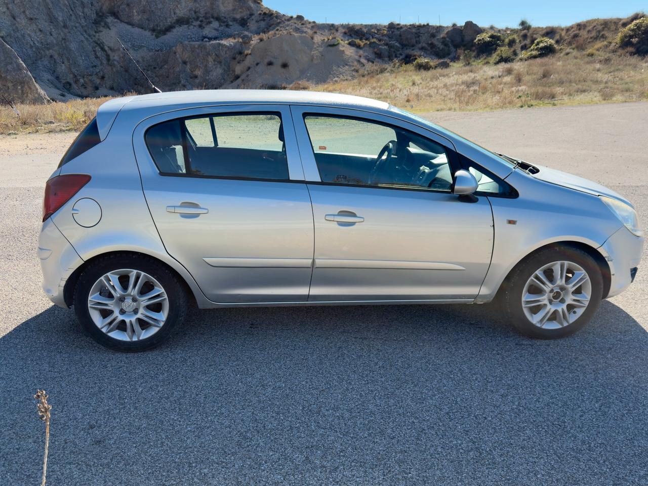 Opel Corsa 1.3 75CV